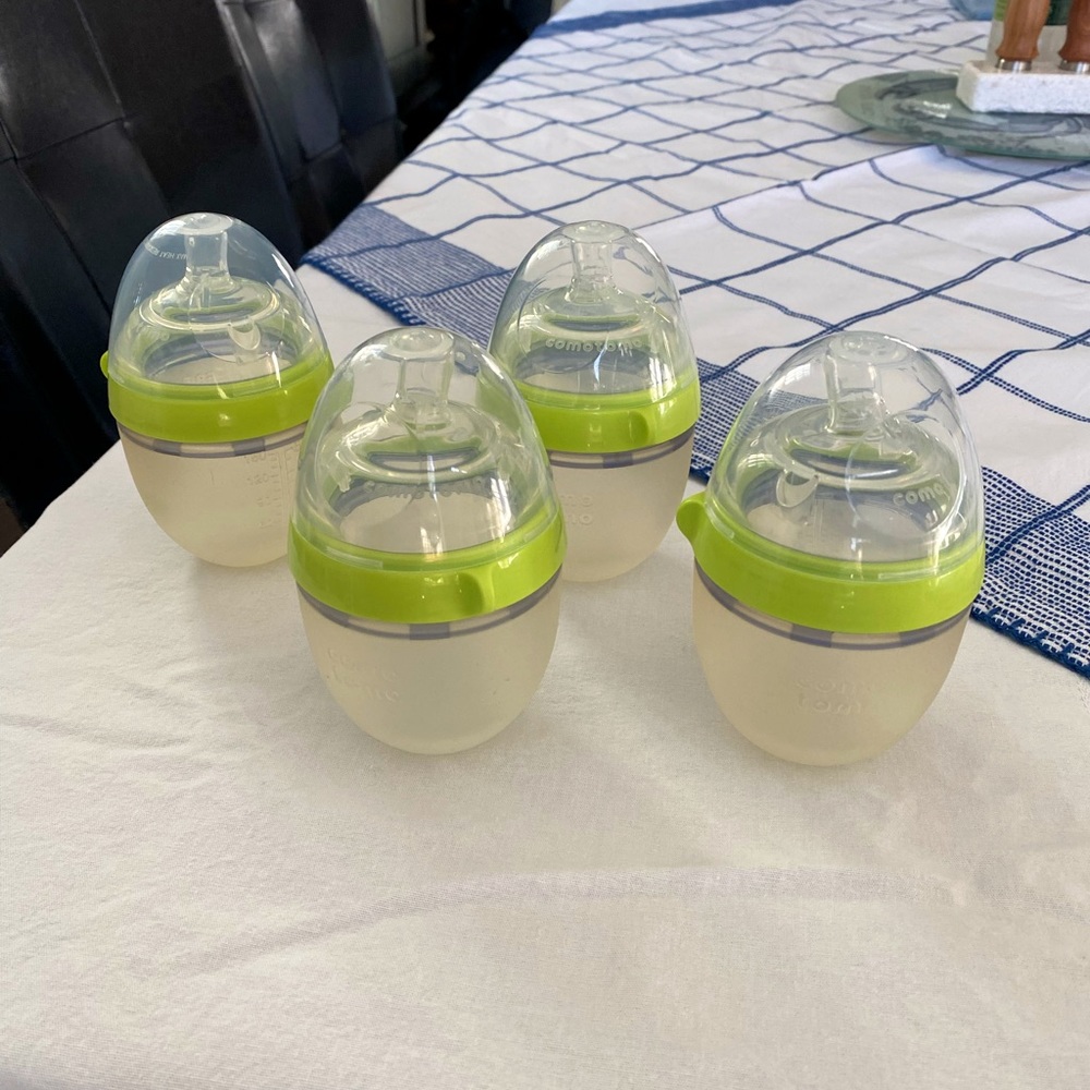 Comotomo 5oz baby bottles